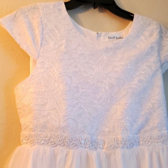 Little Girl’s Size 16.5 Communion Dress - Picture 6 of 7